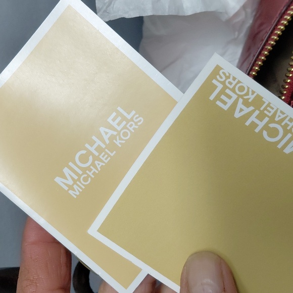 ❤️Michael Kors Shiny Red Travel Cosmetic Case Nwt❤️ - Picture 10 of 11